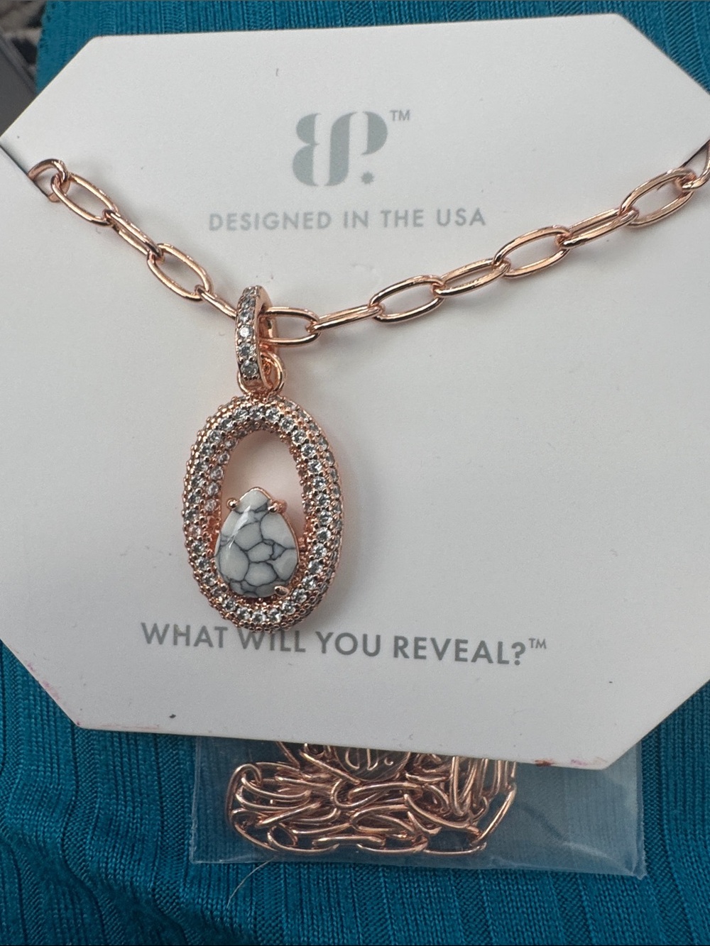 White Howlite Teardrop Pendant Necklace - Rose Gold